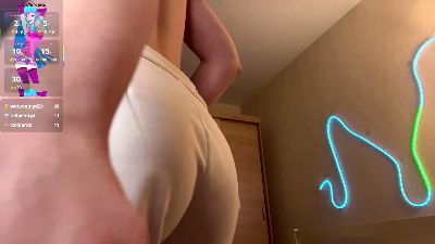 YoshikoNumkena — Cam4 stream photo (Sep 2026)