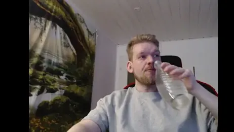 Justforfunc123 — вебкам-модель онлайн на stripchat