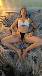 Fragolina2003 — вебкам-модель онлайн на cam4