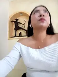 Emily--03 — Stripchat stream photo (Mar 2025)