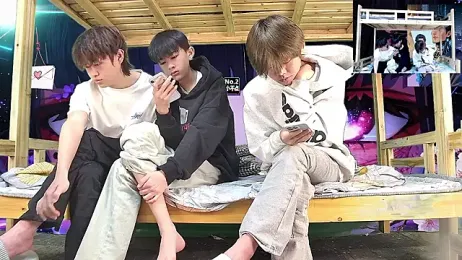 xiaohuangren01 — вебкам-модель онлайн на stripchat