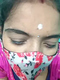 Ramya-hot-gueen — Stripchat stream photo (Feb 2026)