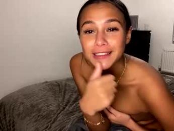 jasmineh2007 — вебкам-модель онлайн на chaturbate