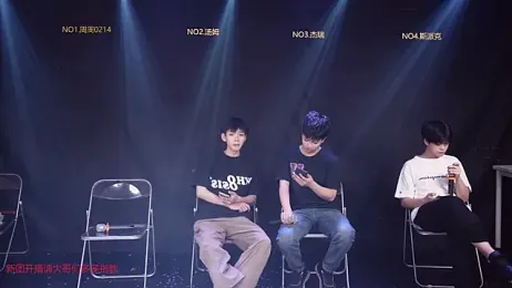 cqyyds-01 — Stripchat stream photo (Apr 2026)