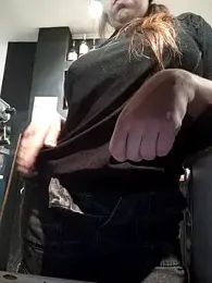 karhu_0821 — Stripchat stream photo (Jun 2025)