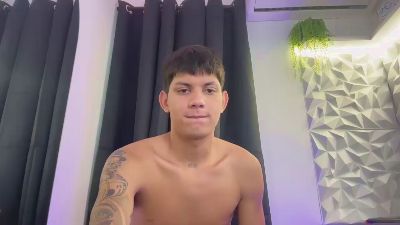 naughty_daniel — вебкам-модель онлайн на cam4
