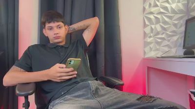 naughty_daniel — вебкам-модель онлайн на cam4