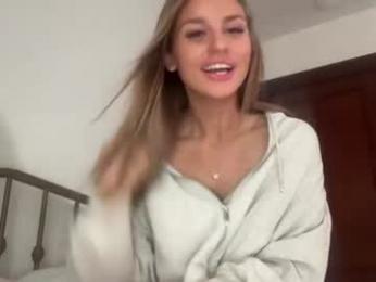 daisyxlanex — вебкам-модель онлайн на chaturbate