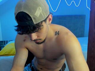 Ridge Hunter — Flirt4free stream photo (May 2026)