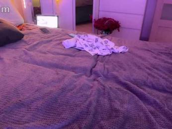 AlexMir69 — вебкам-модель онлайн на bongacams