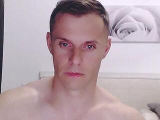 Andrrew Great — вебкам-модель онлайн на flirt4free