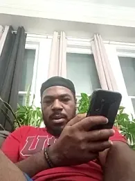 MRHANDSOME3800 — Stripchat stream photo (Sep 2025)