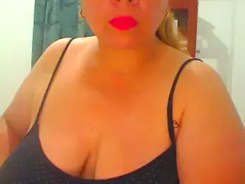 luciana69hot — Stripchat stream photo (Nov 2023)