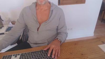 antherone — Cam4 stream photo (Dec 2025)