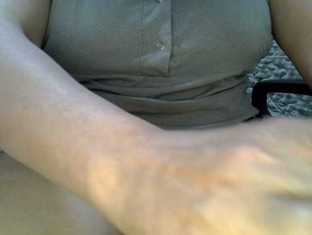 Neznakomka44 — bongacams