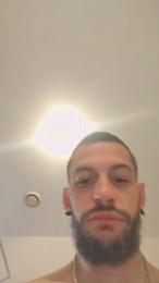 Lebarbudu38 — вебкам-модель онлайн на cam4