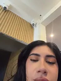 clarachanelricek — вебкам-модель онлайн на stripchat