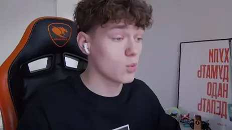 DanyDavis — Stripchat stream photo (Nov 2025)