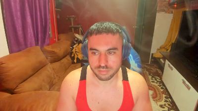 morenobarca8484 — вебкам-модель онлайн на cam4