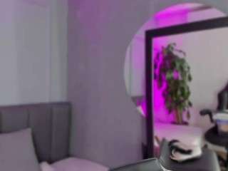 gipsytreen — Camsoda recorded stream image, 20.05.2025 10:30