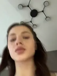 Camilla_Railian — Stripchat recorded stream image, 20.05.2025 13:10