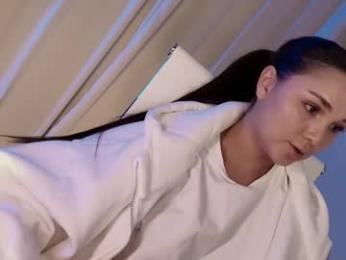 hollyextra — Chaturbate recorded stream image, 08.02.2025 17:50