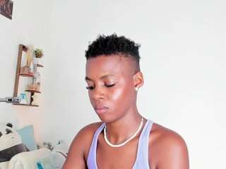 irisallen — Camsoda recorded stream screenshot (08 Feb 2025)