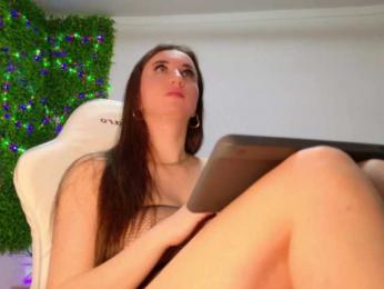 EmilyxJames — Bongacams recorded stream image, 08.02.2025 19:50