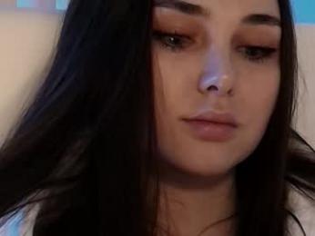 hollyextra — Chaturbate recorded stream image, 24.05.2025 13:40
