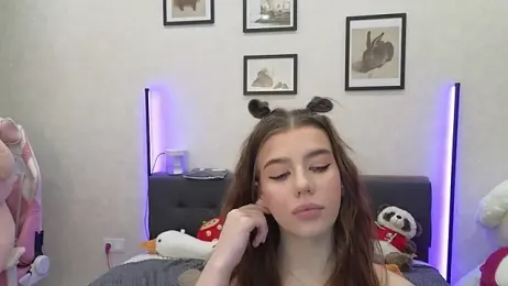 dolly_ll — Stripchat recorded stream image, 24.05.2025 13:20