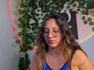 nataliepeterson — Camsoda recorded stream image, 25.05.2025 19:40