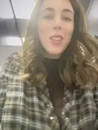 MommmyYummy — Stripchat recorded stream image, 26.05.2025 12:30