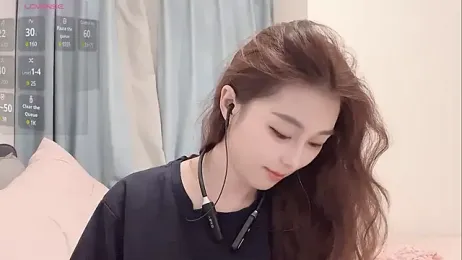 Sweet-Angel999 — Stripchat recorded stream screenshot (26 May 2025)