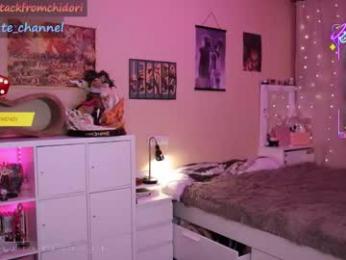 yourcutewaifu — Chaturbate recorded stream image, 26.05.2025 22:30
