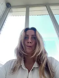 Puzdosia — Stripchat recorded stream image, 27.05.2025 10:00