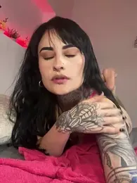 sweetdeviils_666 — Stripchat recorded stream image, 27.05.2025 20:40