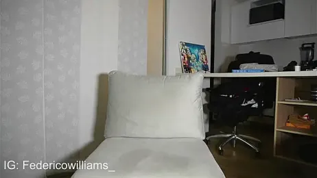 Derek_w — Stripchat recorded stream image, 28.05.2025 02:40