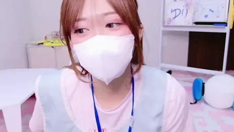 NA-KAREN-V8 — Stripchat recorded stream screenshot (28 May 2025)