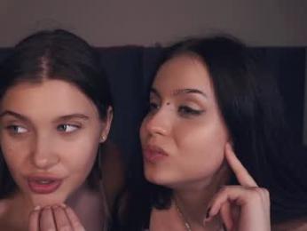 vivid_girls — Chaturbate recorded stream image, 28.05.2025 09:10