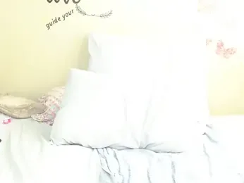 DairyQueen2 — Stripchat recorded stream image, 29.05.2025 08:50