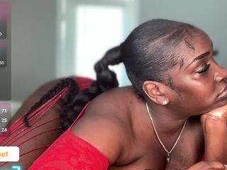 essenceblaque — Camsoda recorded stream image, 29.05.2025 17:20