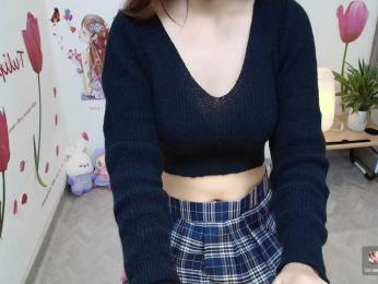 Angela19 — Bongacams recorded stream image, 29.05.2025 14:20
