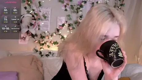 Kellybbface — Stripchat recorded stream image, 30.05.2025 04:10