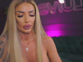 RaquelleVon — Bongacams recorded stream image, 30.05.2025 15:20
