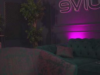RaquelleVon — Bongacams recorded stream image, 30.05.2025 15:20