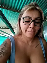 DIANITA_1988 — Stripchat recorded stream image, 09.02.2025 14:20