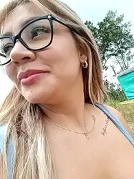 DIANITA_1988 — Stripchat recorded stream image, 09.02.2025 14:20