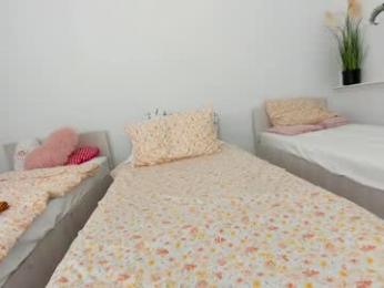 ehotlovea — Chaturbate recorded stream screenshot (02 Jun 2025)