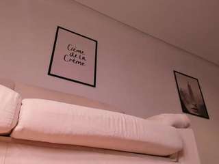 sarasaenz2 — Camsoda recorded stream image, 09.02.2025 16:00