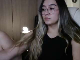 alexyferrer — Camsoda recorded stream image, 02.06.2025 23:10